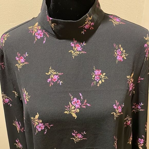 BP Mock Neck Floral Blouse, Size M - Picture 3 of 9